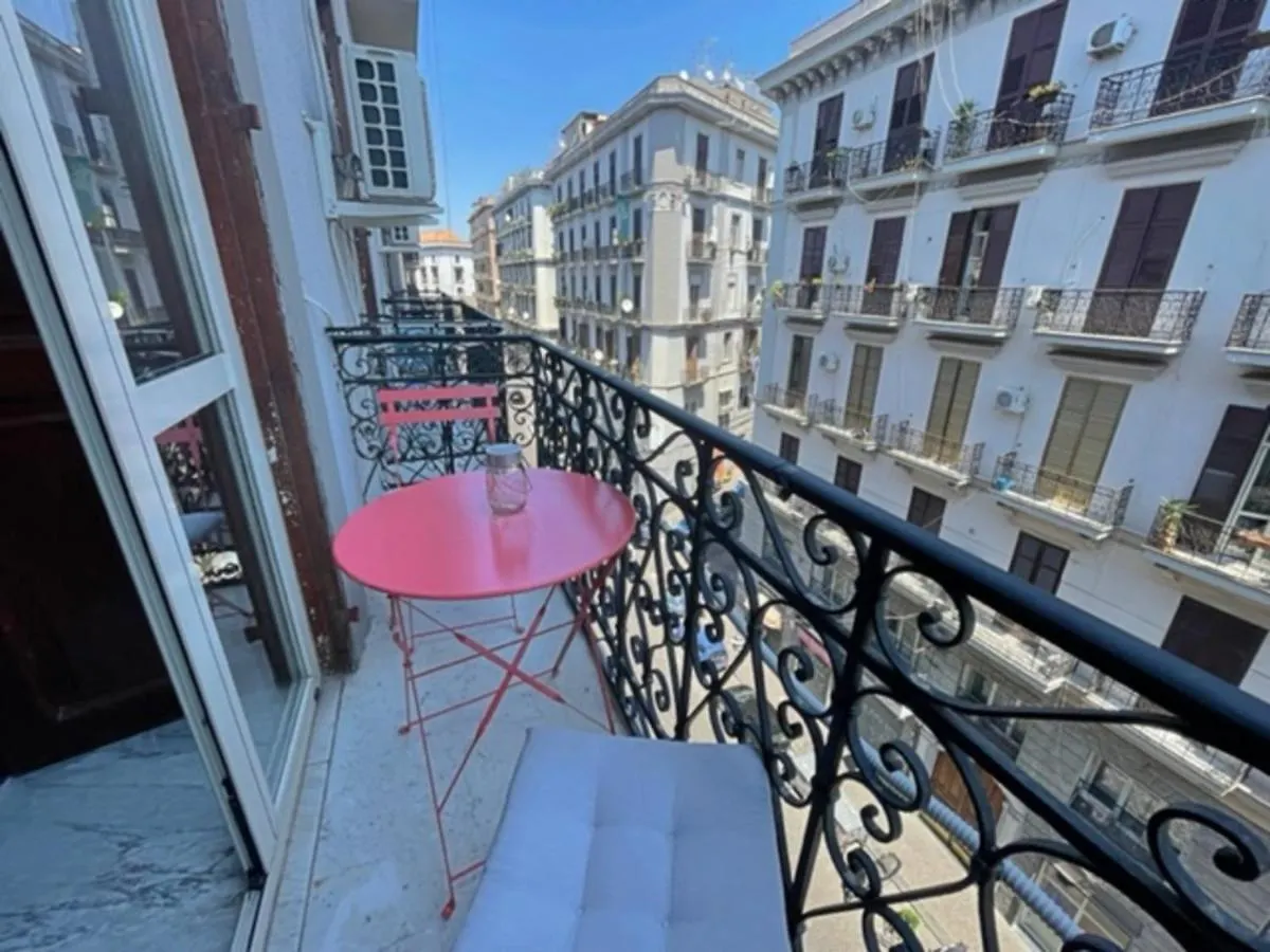 Napoli Da Vivere Suites Giudecca Itália
